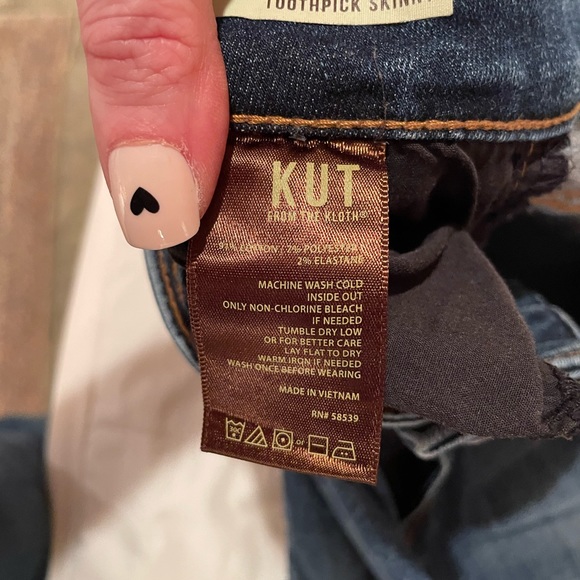 Kut from the Kloth high rise toothpick skinny jeans size 16. - Picture 9 of 16